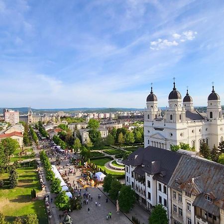 Panoramic Penthouse In The Heart Of Iasi Apartman Kültér fotó
